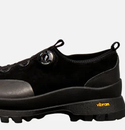 Playground Oliver Black